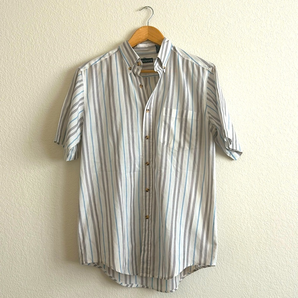 Lightweight short sleeve shirt